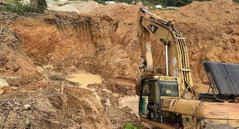 Ghana revokes licences of 278 mining firms