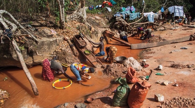 Govt hailed for gold mining reform push