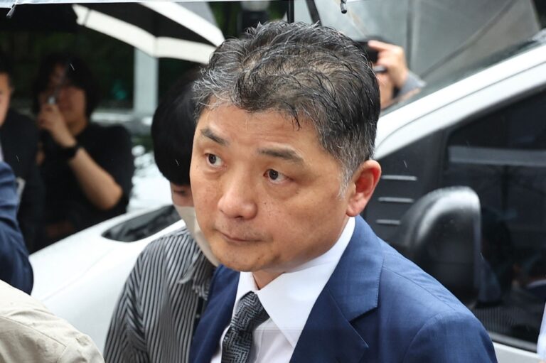 Kakao founder Kim Beom-su cleared of stock manipulation