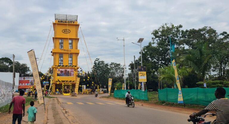 MTN opens Arua center and unveils city roundabout