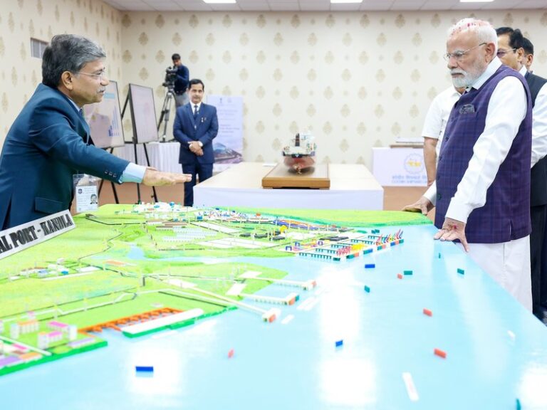 Modi touts $8bn push for India green shipping
