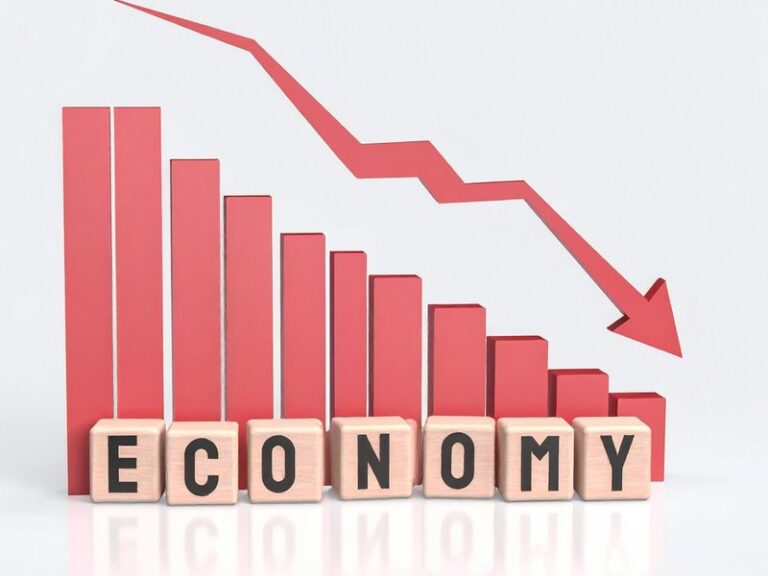 Pakistan’s debt hits $286 billion, report warns