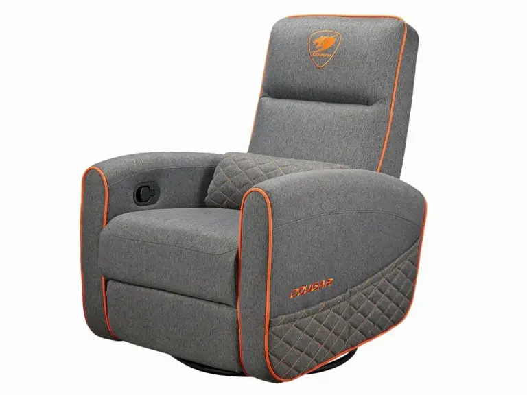 COUGAR FIDOM Gray gaming sofa lands in Japan