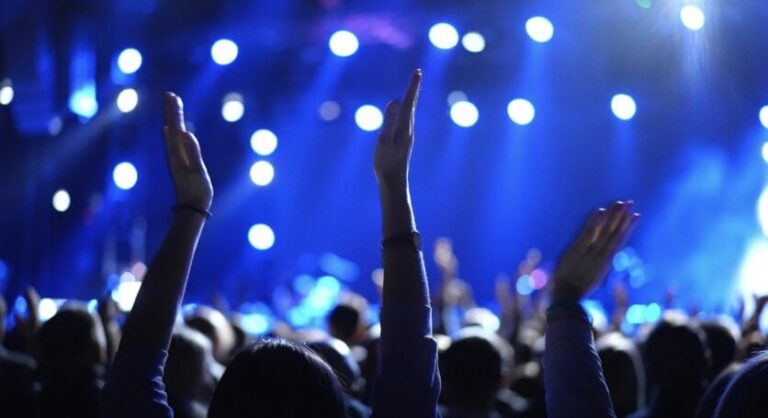 South Korea probes 17 scalpers over $13.8m hidden income